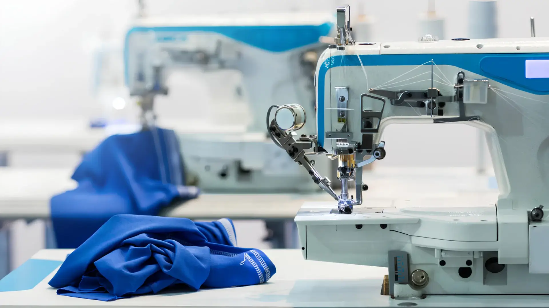 WORLD-CLASS B2B GEAR & APPAREL PRODUCTION